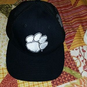 Black and white Clemson cap